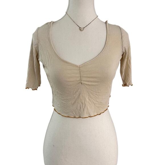 Butter Yellow Ruffled Hem Crop Top Size Medium - Picture 1 of 4